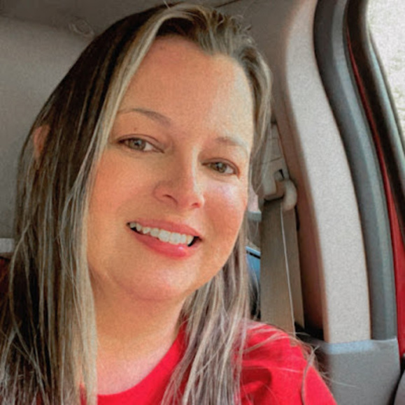 Meet your Posher, Lidiane - Picture 1 of 1